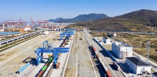 Ningbo-Zhoushan port sea-rail container volume soars